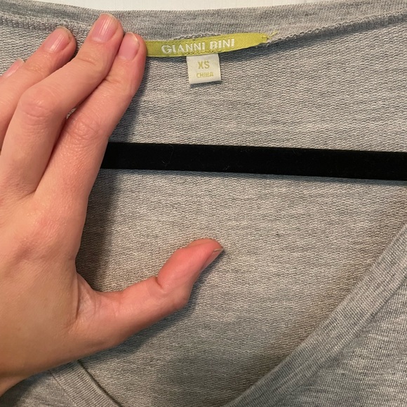 Gianni bini grey fringe long sleeve top/shirt with cut open sides - Picture 4 of 7